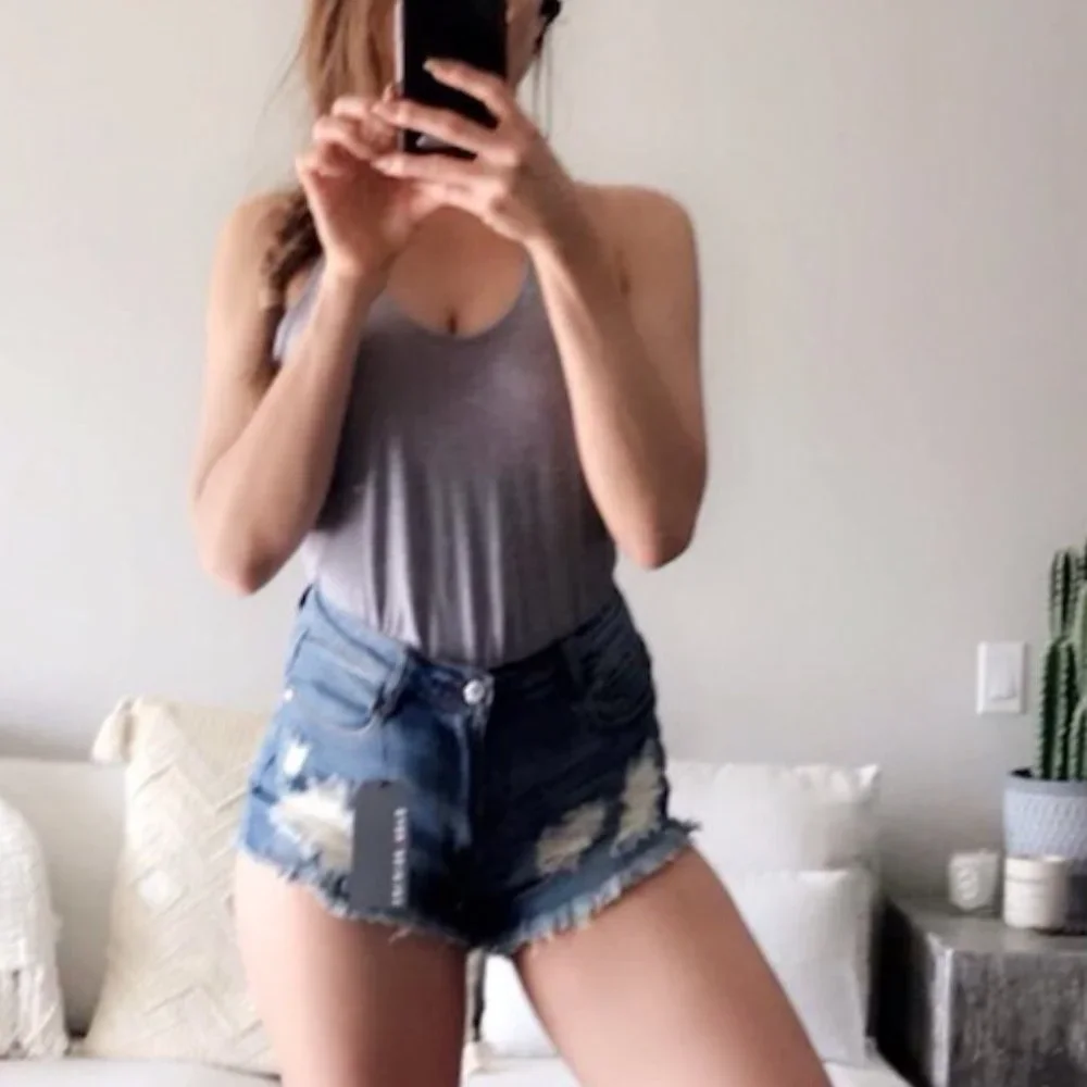Fashion‎ Nova“Beach Queen”CutOff Denim Shorts S,M